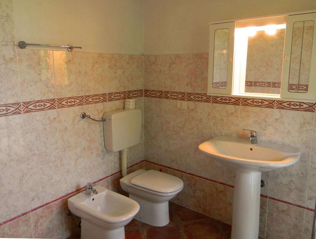 Residenza Cà d´Masseu Calamandrana Quarto foto